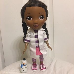 Doc mcstuffins doll and snowman friend
